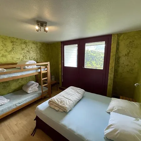 Spacieux Avec Animaux Admis Et Parking Gratuit - Fr-1-787-18 *