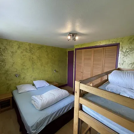 Spacieux Avec Animaux Admis Et Parking Gratuit - Fr-1-787-18 * Saint-Jacques-des-Blats